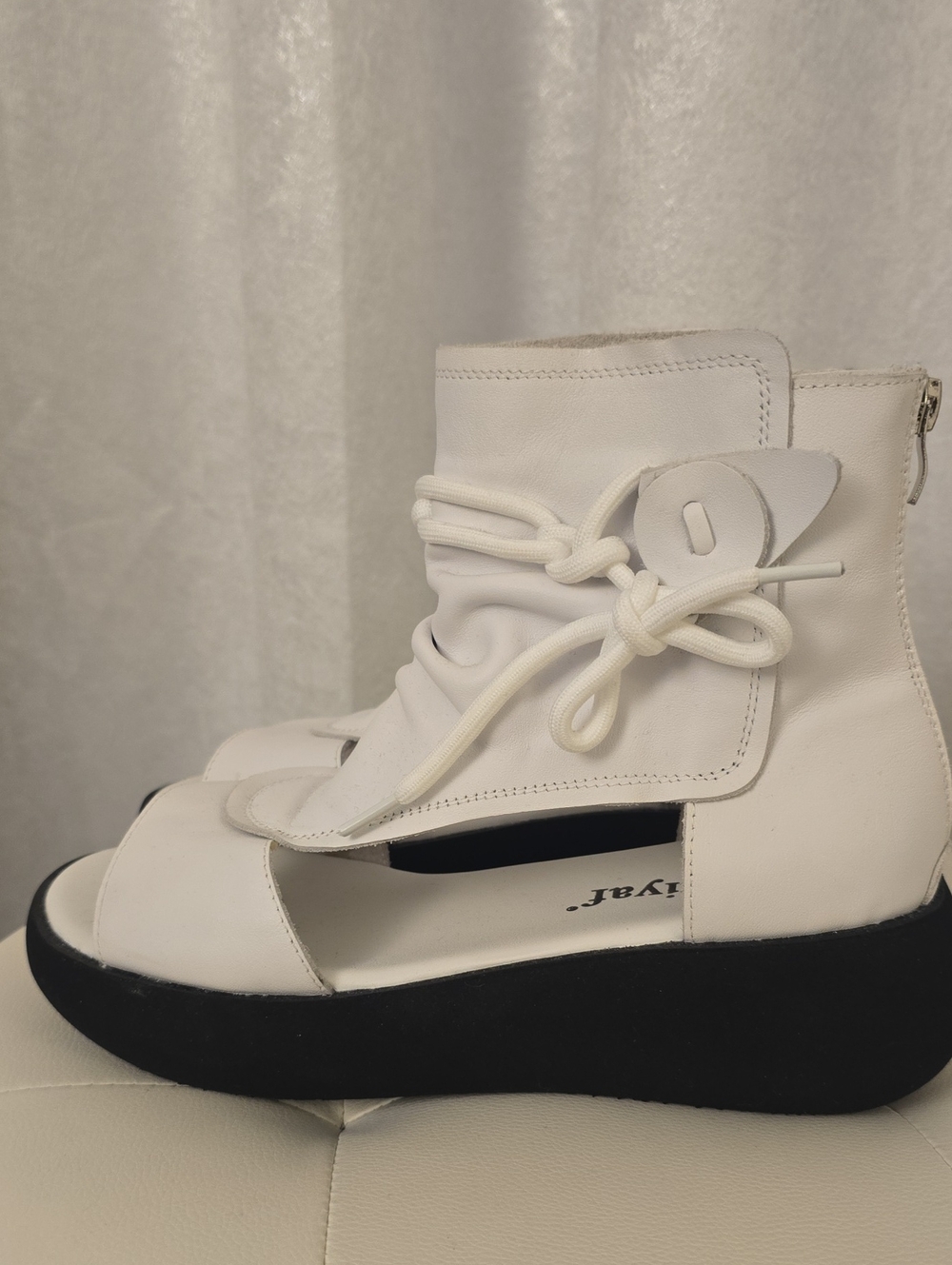 Sttiyaf White gladiator Zip Back Ankle leather sandals Open Toe 9 New High Top - Picture 5 of 8